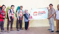 Ekspedisi Pendakian, 12 Anak Muda Kibarkan Bendera Harganas di Puncak Ceremai