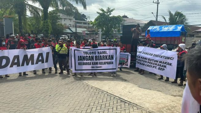 Karyawan PT Batuah Energi Prima gelar aksi damai