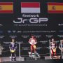 Pebalap Astra Honda Fadillah Arbi kibarkan Merah Putih dari podium tertinggi FIM JuniorGP Barcelona.