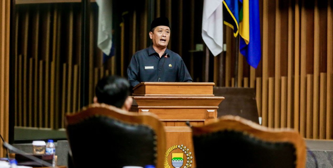 Rapat Pemberhentian Yana 