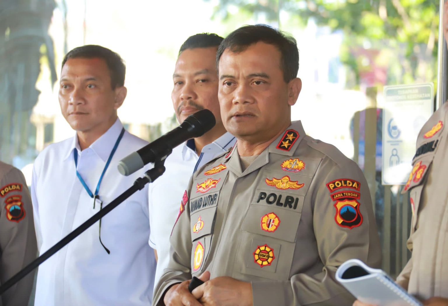 Polda Jateng menetapkan 11 anggota sebagai tersangka atas kasus tahanan tewas di Polresta Banyumas.