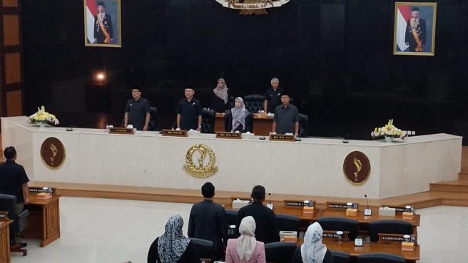 Gubernur Jabar RIdwan Kamil menghadiri Sidang Pertanggungjawaban Pelaksanaan APBD Pemprov Jabar Tahun Anggaran 2022