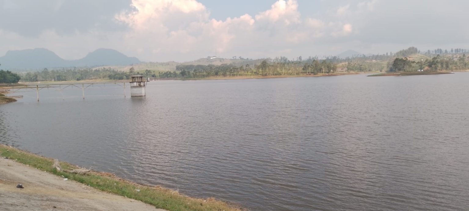 Debit Air Baku Air Minum Menurun - Situ Cipanunjang