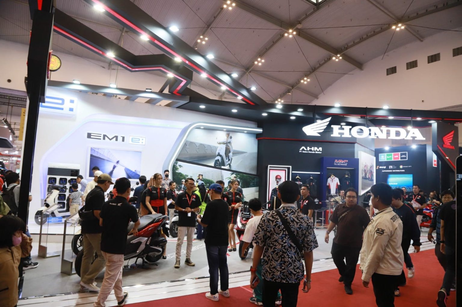 Penjualan sebanyak 1.251 unit sepeda motor Honda pada gelaran Gaikindo Indonesia International Auto Show (GIIAS) 2023 yang diselenggarakan selama 10-20 Agustus 2023 (dok Honda).