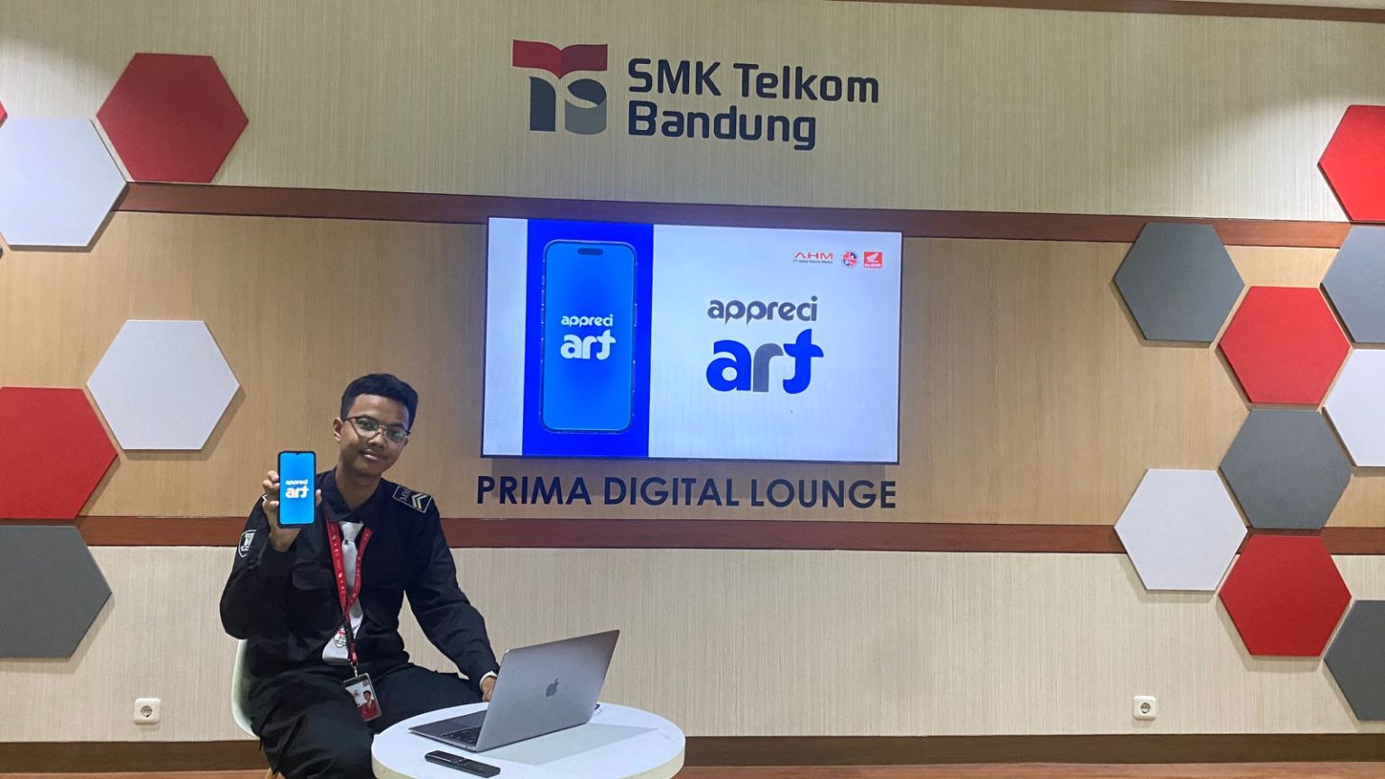 Vidi Ramadhan Adhyaksa - SMK Telkom Bandung salah satu Kategori Ide pada ajang AHM Best Student (dok Honda).