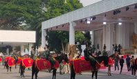 Gladi kotor yang dilakukan di Gedung Istana negara untuk mempersiapkan upacara HUT RI ke-78 yang akan berlangsung beberapa hari lagi (kompas.com).