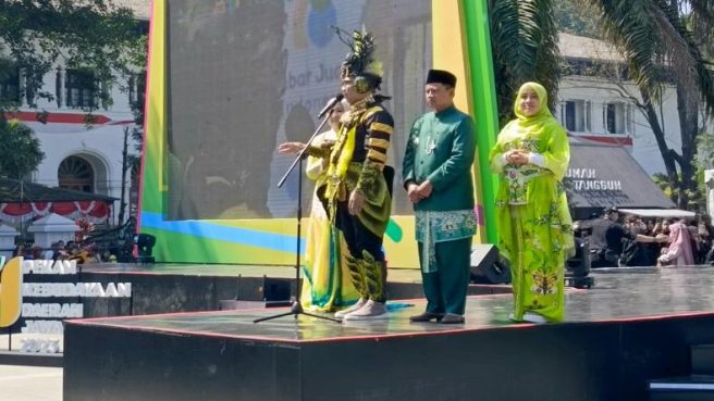 Event West Java Festival 2023 yang di selenggarakan di Gedung Sate Kota Bandung (iNews.com).