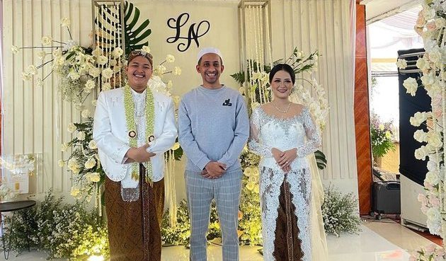 Habib Ja'far hadir di pernikahan Nopek Novian (Instagram Husen Hadar).