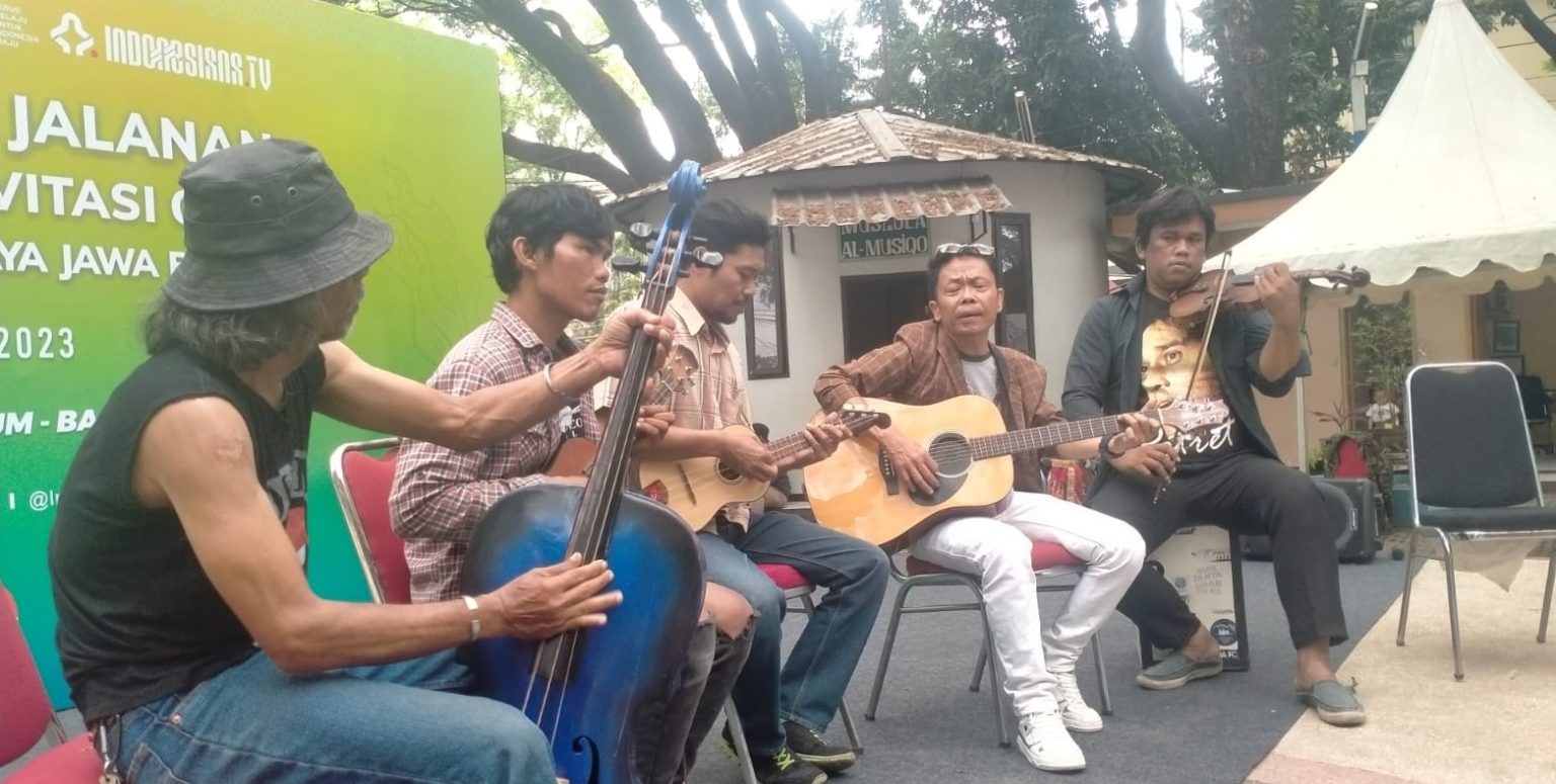 kurasi musisi jalanan