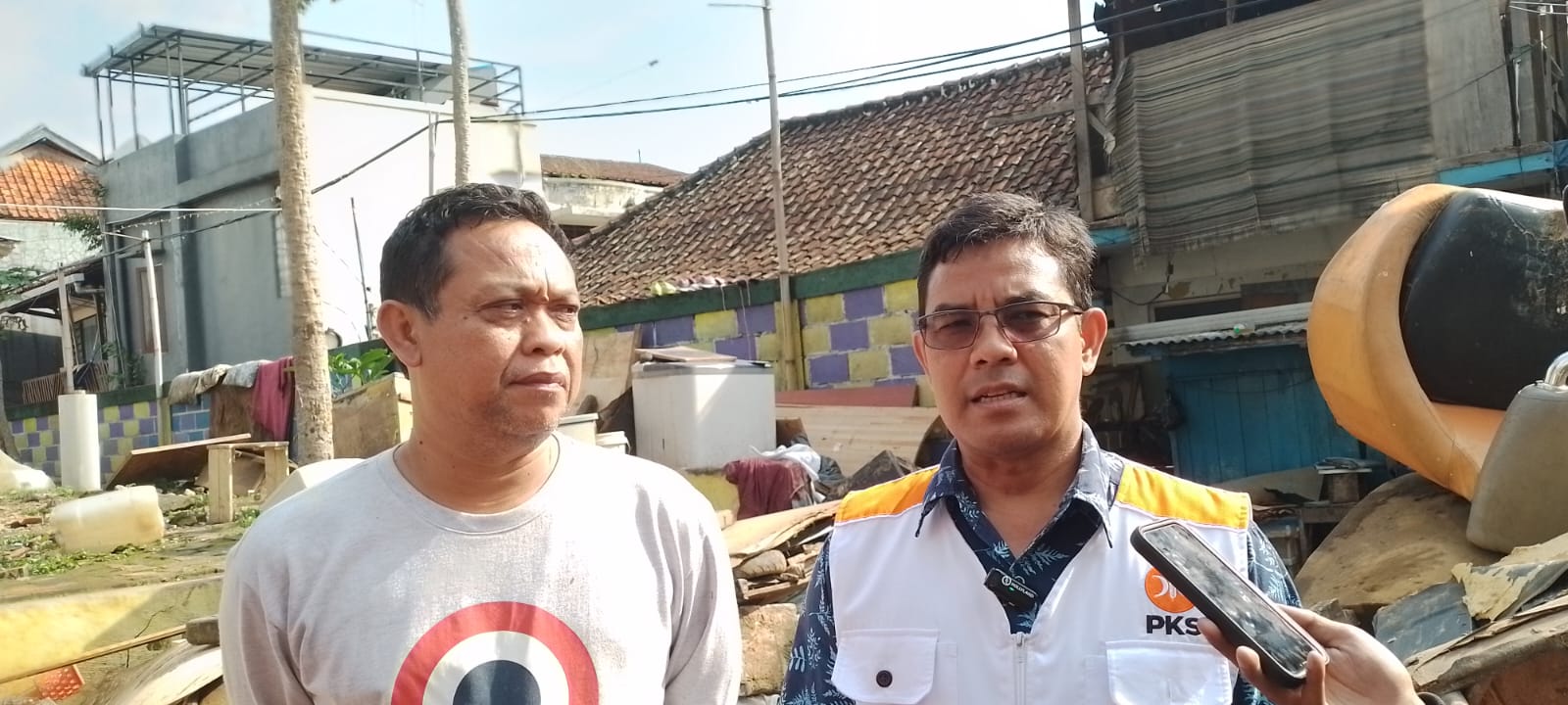 PKS - posko bantuan banjir 2