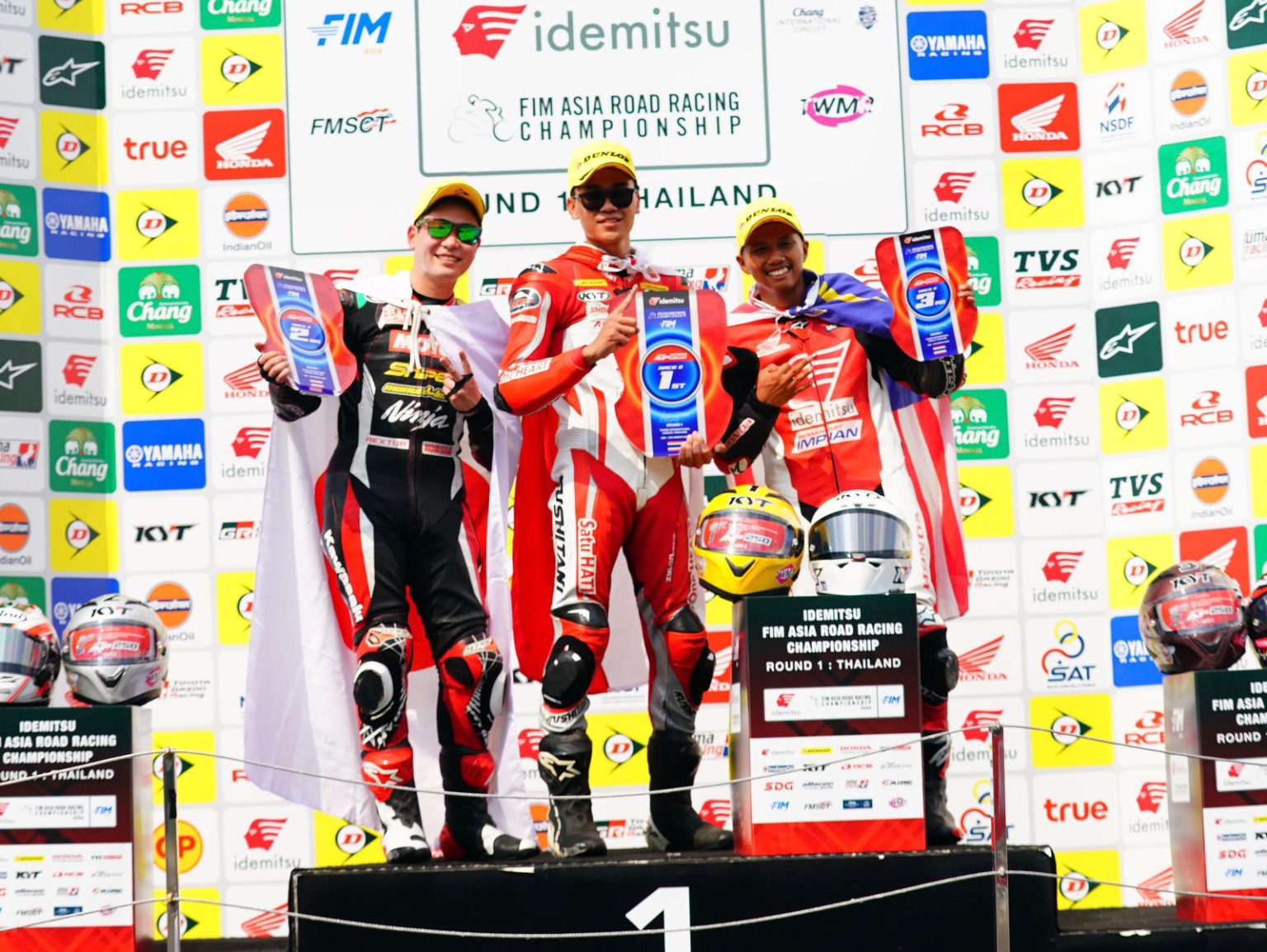 Herjun Atna Firdaus raih podium tertinggi di lintasan Chang International Circuit, Buriram, Thailand (dok Honda).