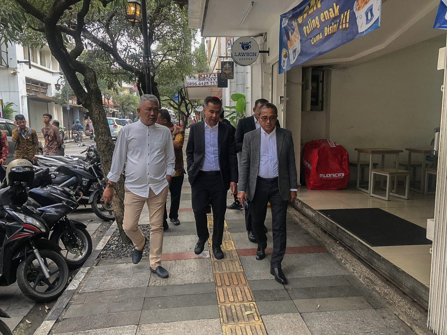 Pj Wali Kota Bandung Minta Dukungan Masyarakat Soal Braga Free Vehicle mulai bulan Mei (Pemkot Bandung).