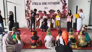 DISPARBUDPORA Kabupaten Sumedang Menggelar Pasanggiri Jaipong , Zaina Firzanah Sabet Juara 1 (dok Prolitenews).