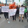 Aksi unjuk rasa buruh menolak berbagai kebijakan pemerintah program Tapera di kawasan Patung Kuda, Jakarta Pusat (RRI).