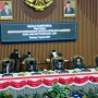 50 anggota dprd kota bandung di lantik