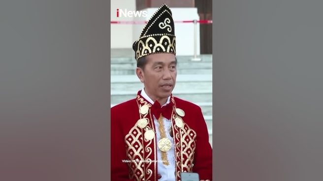 Presiden Joko Widodo Buka Suara Terkait 18 Paskibraka Putri Lepas Jilbab saat Pengukuhan di IKN (Youtube iNews).