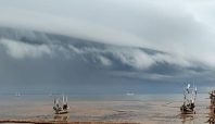 Awan tsunami di Pamekasan, Madura (Istimewa).