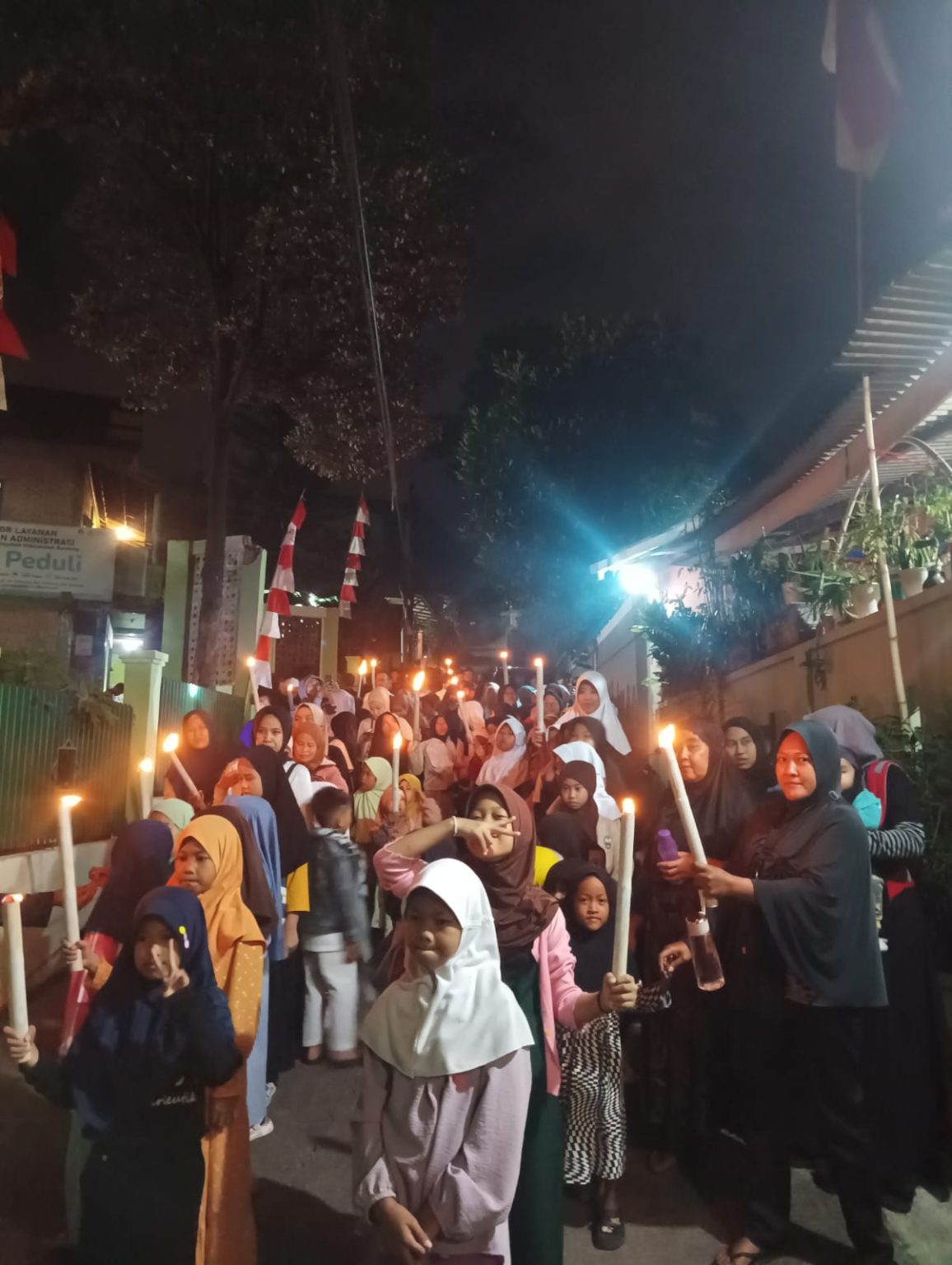 Pawai Obor memperingati Maulid Nabi Muhammad SAW tahun 2024 M (Rizki Prolitenews.com).