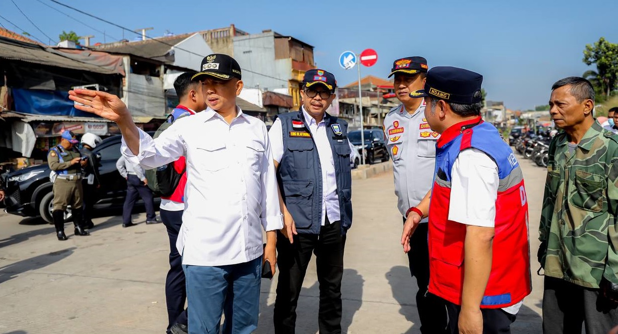 flyover ciroyom kembali dibuka - sempat ditutup