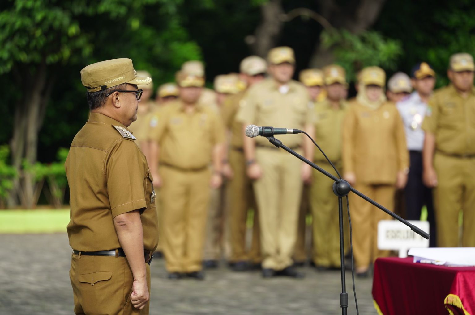 Apel Senin Pagi, Pj. Wali Kota Bekasi Berikan Apresiasi Bagi Calon PPPK dengan Nilai Ujikom Tertinggi (dok Pemkot Bekasi).