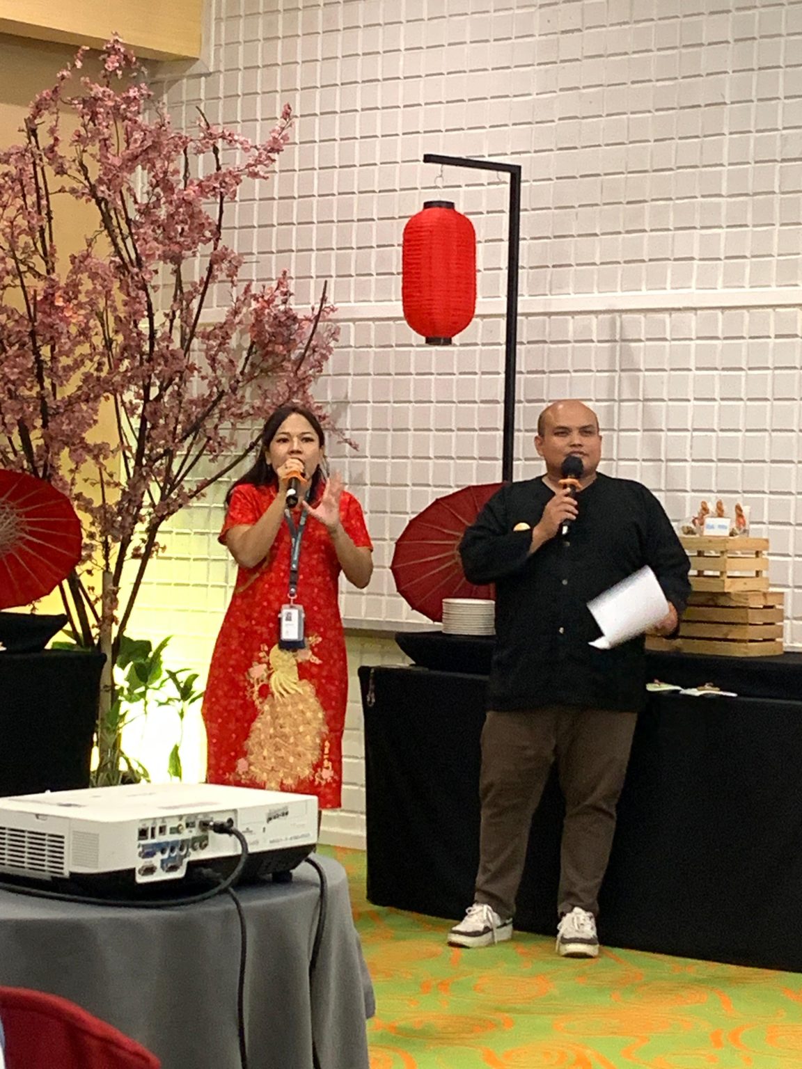 Harris Hotel & Convention Festival Citylink Bandung Meriahkan Malam Imlek Bertajuk The Old Town Market (Fitri Intan Sari - Prolitenews).