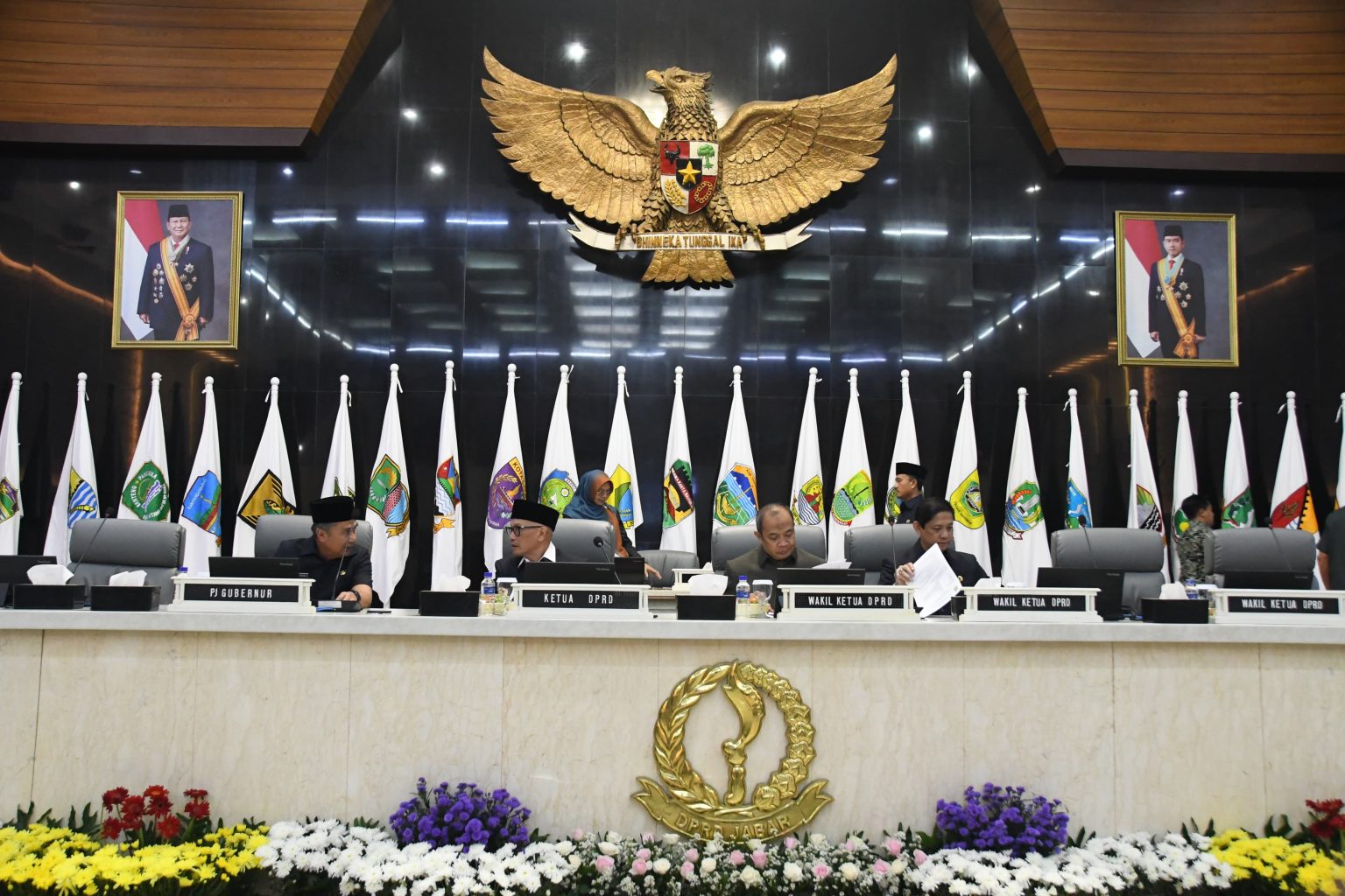 Pelantikan calon Gubernur dan Wakil Gubernur Jawa Barat di tunda (dok DPRD Jabar).