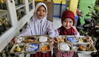 Makan bergizi gratis akan dimulai 6 Januari 2025 mendatang (Pikiranrakyat).