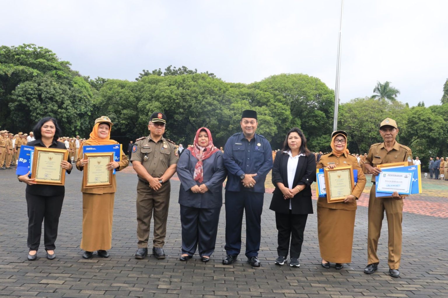 Asda I Serahkan Beberapa Penghargaan Saat Apel Hari Ini (dok).