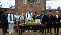 Pelantikan dan Penyampaian Pidato Sambutan Pertama Wali Kota dan Wakil Wali Kota Bekasi Masa Jabatan 2025-2030 (dok DPRD Bekasi).