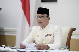 3 poin pernyataan resmi Ridwan kamil untuk media melalui selembar kertas (istimewa).