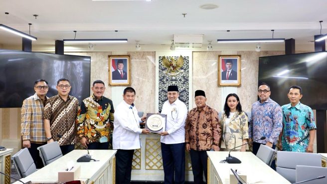 DPRD Provinsi Jawa Barat menerima kunjungan kerja dari Badan Pembentukan Perda (Bapemperda) Dewan Perwakilan Rakyat Daerah (DPRD) DKI Jakarta (dok DPRD Pro Jabar).