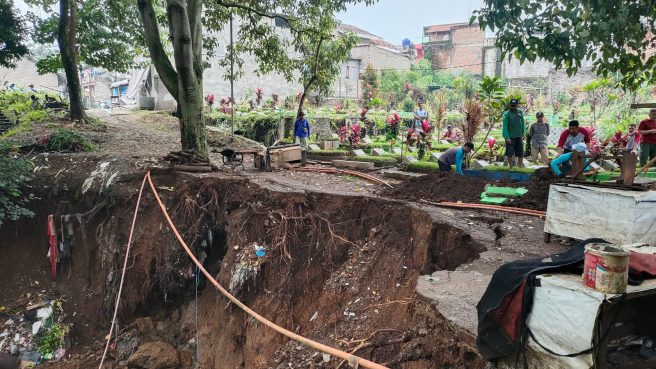 Pemkot Bandung Gerak Cepat Tangani Longsor di TPU Nagrog, Delapan Makam Direlokasi (dok Pemkot Bandung).