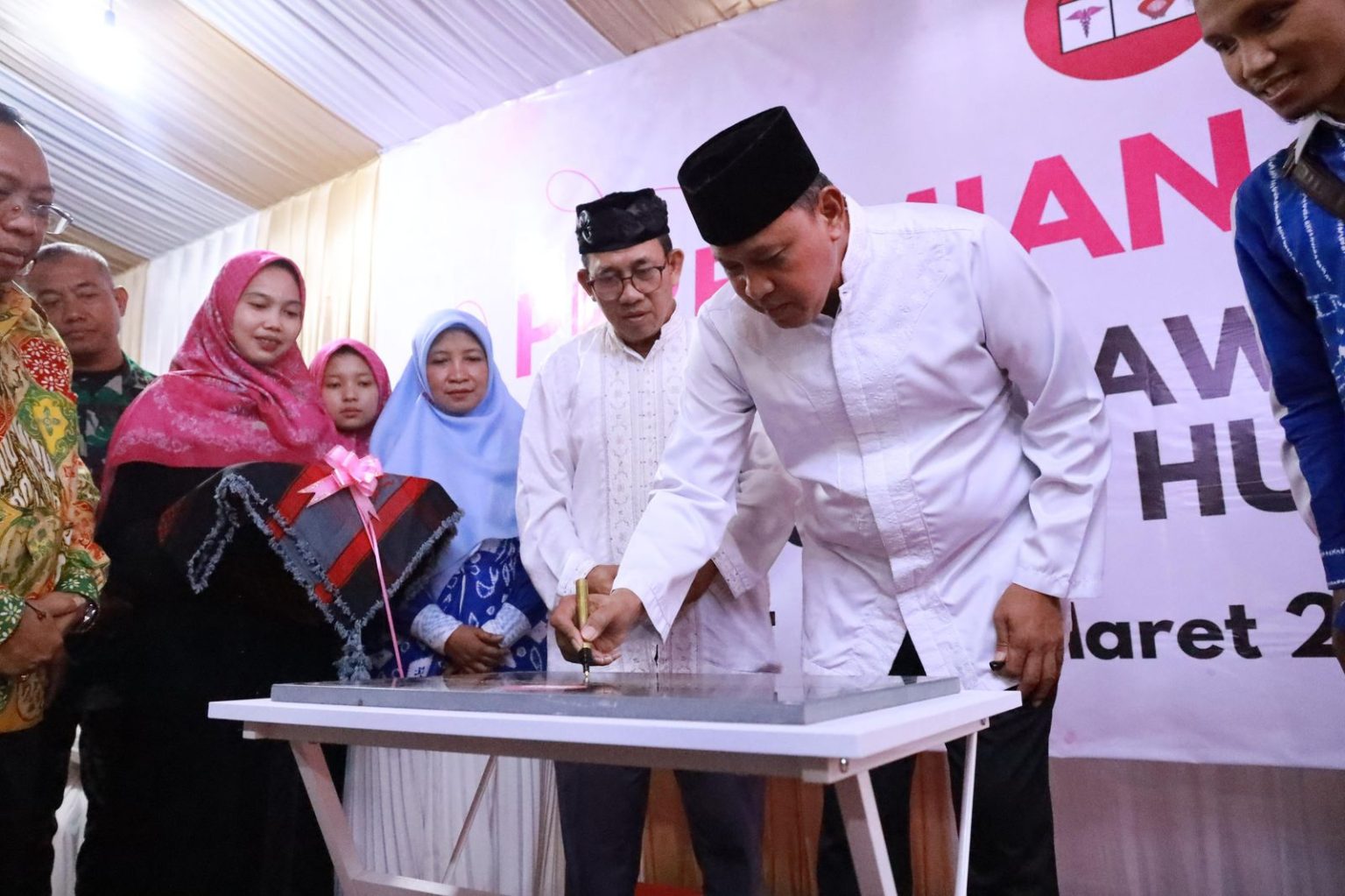 Peresmian Gedung Rawat Inap Klinik Pratama Griya Husada oleh Wali Kota Bekasi (dok Pemkot Bekasi).