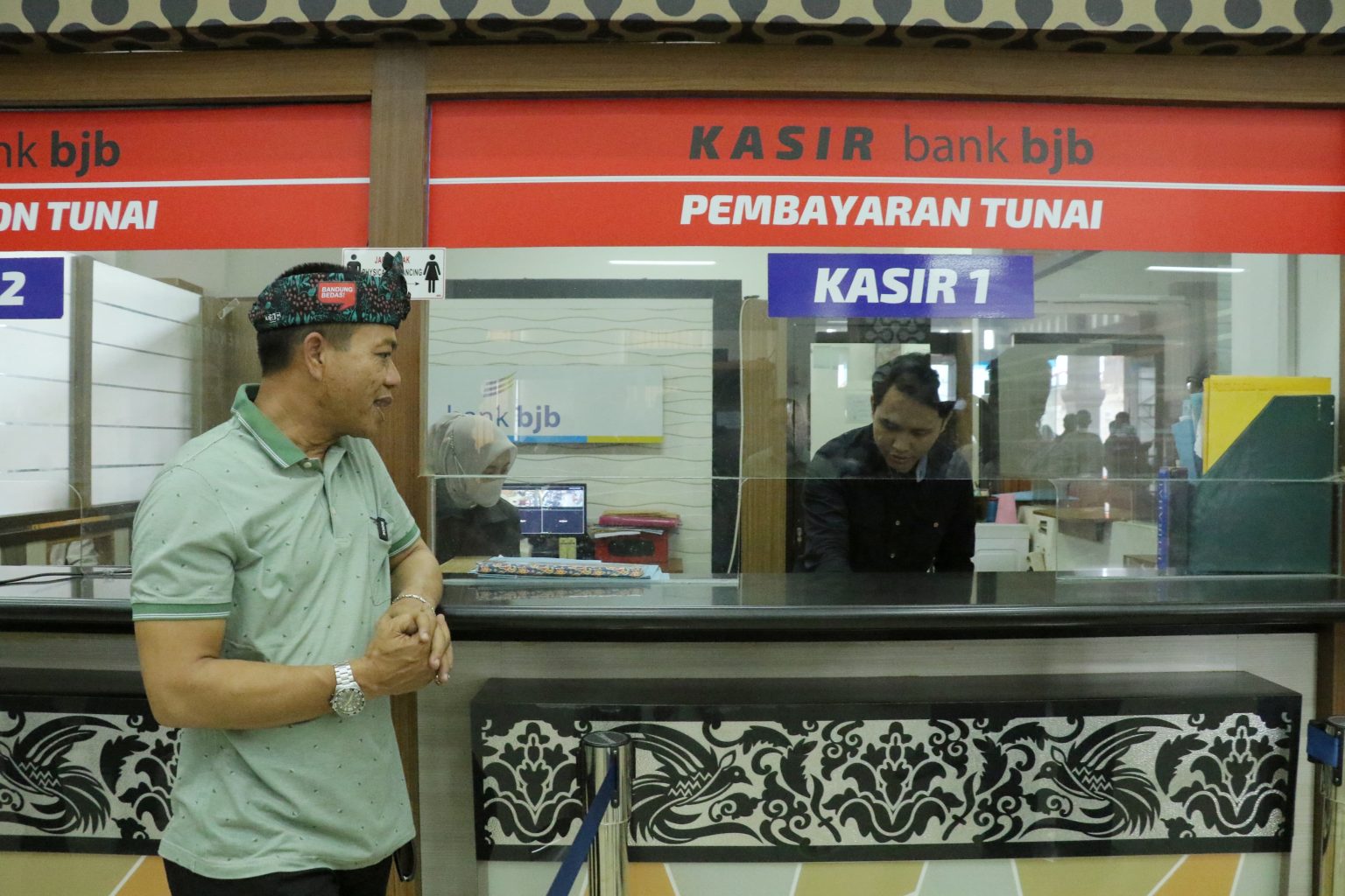 Bupati Bandung Dadang Supriatna - Pembayaran Pajak