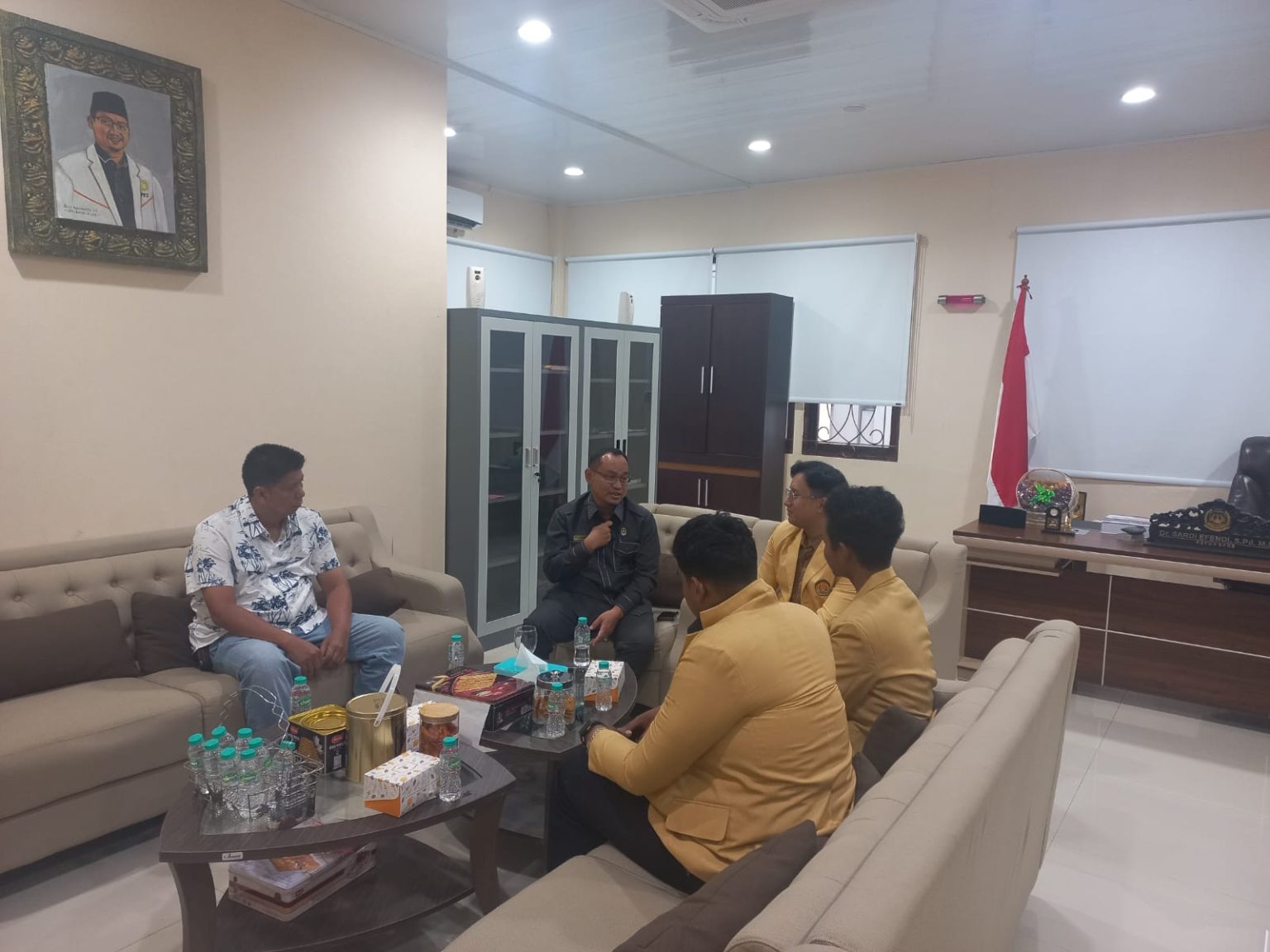 Ketua DPRD Kota Bekasi Terima Audiensi Perwakilan Mahasiswa UBHARA JAYA Terkait RUU TNI Kontroversial (dok DPRD Kota Bekasi).