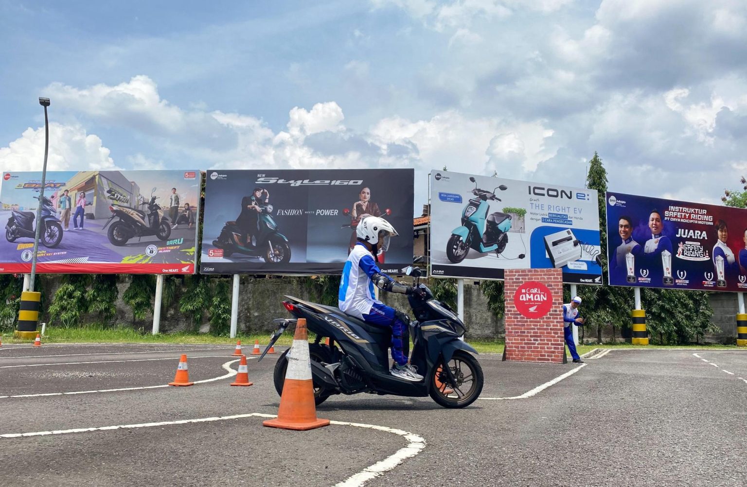 Safety Riding Center DAM, Wadah Edukasi Berkendara Sepeda Motor di Jawa Barat (dok Honda).