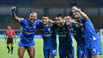 Liga 1 2024-2025 Persib Bandung vs Persis Solo berlangsung Sabtu 24 Mei 2025 (persib).