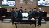 Rapat Paripurna DPRD Kota Bekasi Bahas Laporan Komisi Terkait LKPJ Kepala Daerah Tahun 2024 dan Penandatanganan Kesepakatan Persetujuan Raperda (dok DPRD Bekasi).