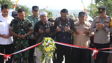 BSMSS Desa Margaluyu Sukses Membangun Jalan dan Semangat Gotong Royong (dok Pemkab Purwakarta).