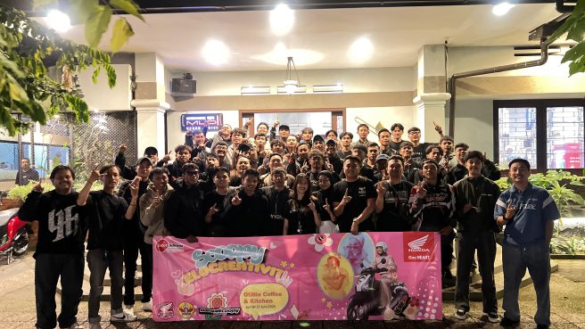 Suasana kemeriahan Booth Honda kolaborasi unik Scoopy x Paddy, yang menampilkan motor Honda Scoopy dengan sentuhan desain dari brand fashion lokal Paddy (dok Honda).