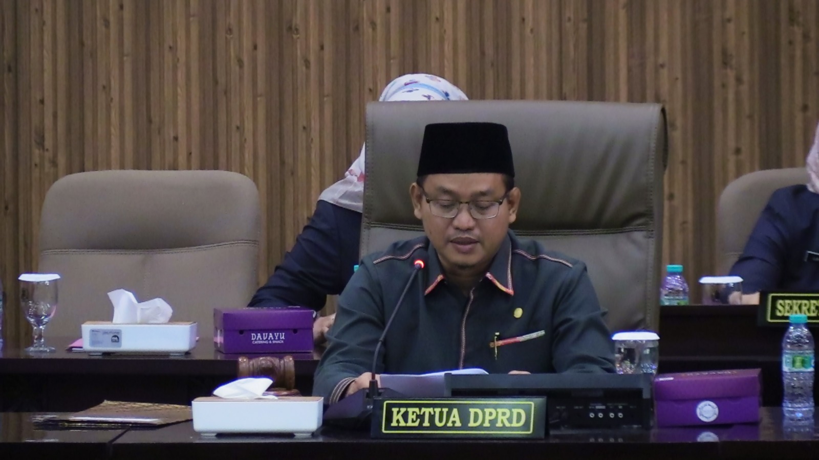 Ketua DPRD Kota Bekasi, Dr. Sardi Efendi, S.Pd., M.M.,