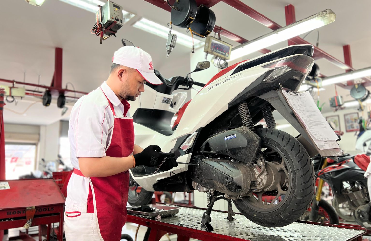 Manfaat Jika Melakukan Perawatan dan Pemeriksaan Sepeda Motor Secara Rutin (dok Honda).