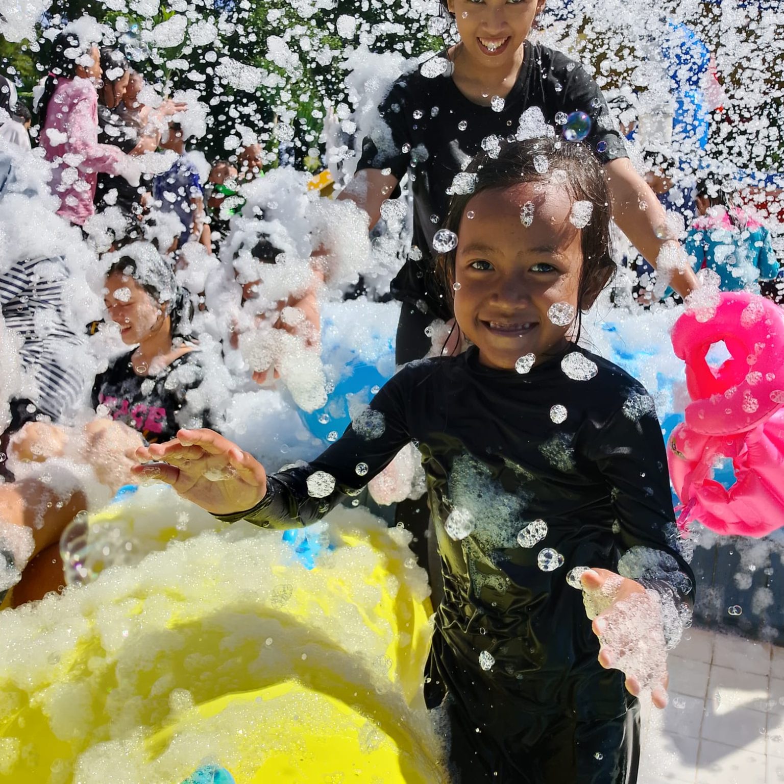 Karang Setra Waterland Memberikan Diskon 30 persen selama libur sekolah (Rizki Oktaviani-Prolitenews).