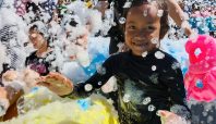 Karang Setra Waterland Memberikan Diskon 30 persen selama libur sekolah (Rizki Oktaviani-Prolitenews).