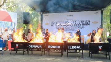 Pemusnahan Barang Kena Cukai Ilegal di Purwakarta Upaya Berkelanjutan dalam Perlindungan Keuangan Negara (dok).