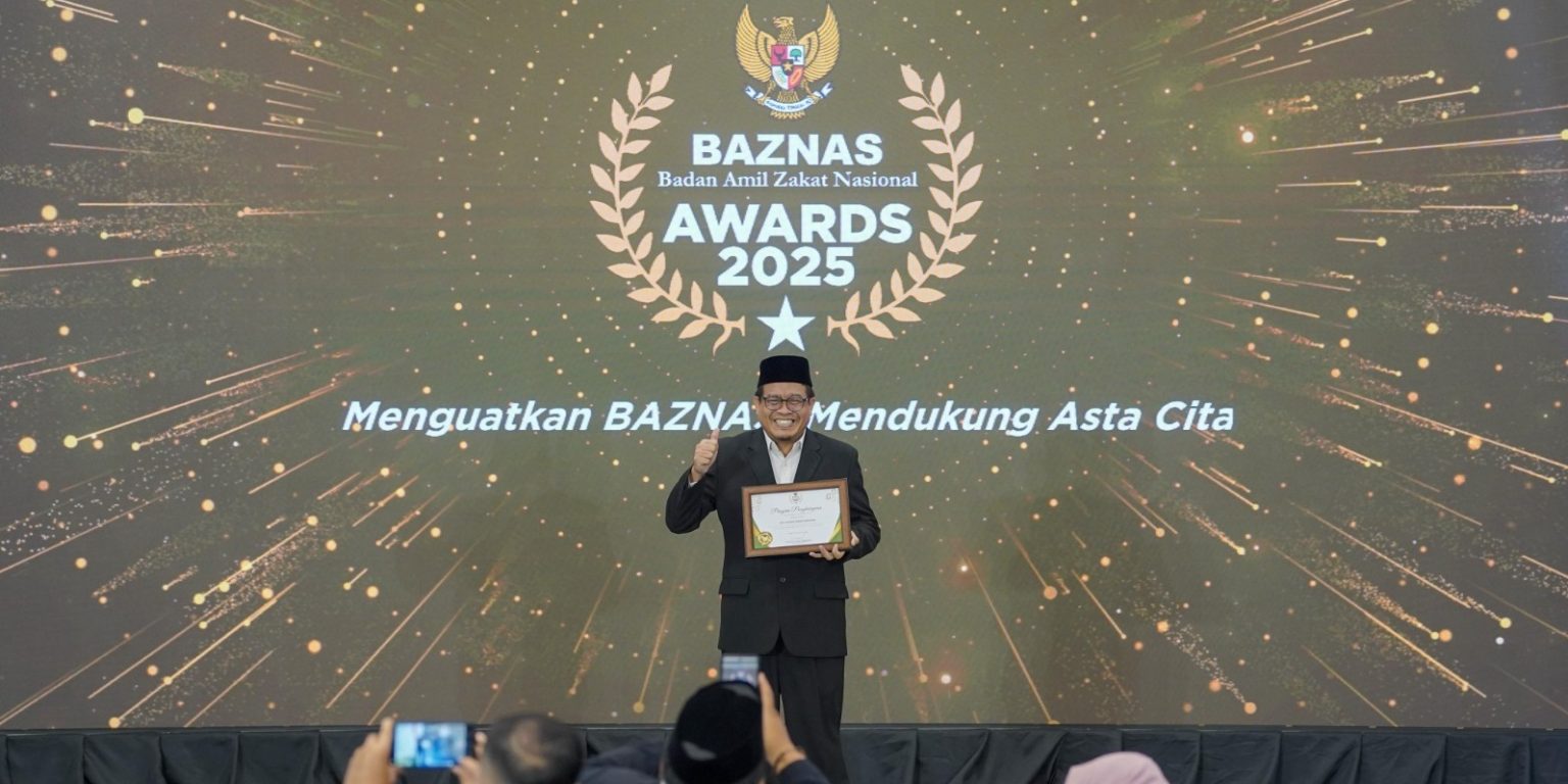 BAZNAS Awards 2025 - IZI