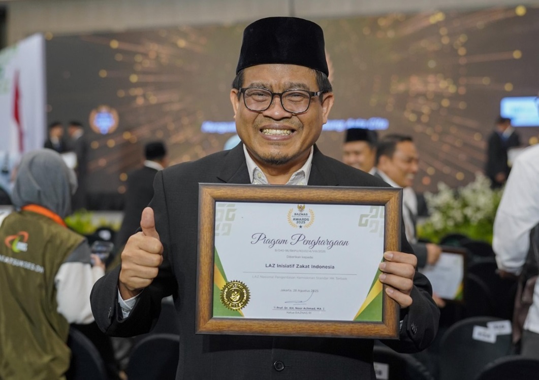 BAZNAS Awards 2025 - IZI