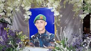 Prada Lucky tewas dianiaya (detik).