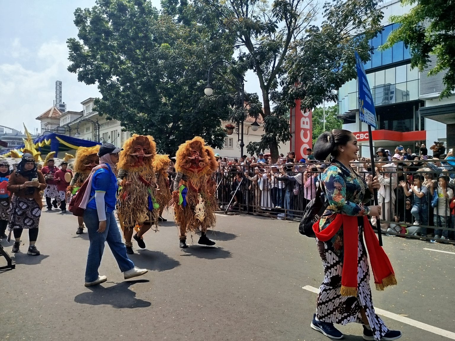 Kemeriahan Asia Africa Festival di Kota Bandung (Rizki Oktaviani/Prolitenews).