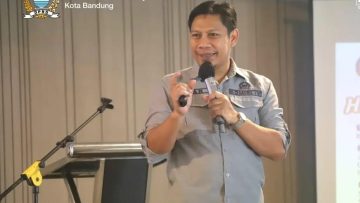 Ketua Pansus 12, H. Iman Lestariyono bahas Raperda.Penyelenggaraan dan Penanganan Kesejahteraan Sosial (dok).